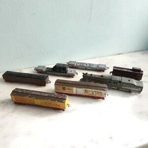 Vintage Tootsietoy‎ Diecast Metal Train Set Pennsylvania Locomotive 7 Piece Lot